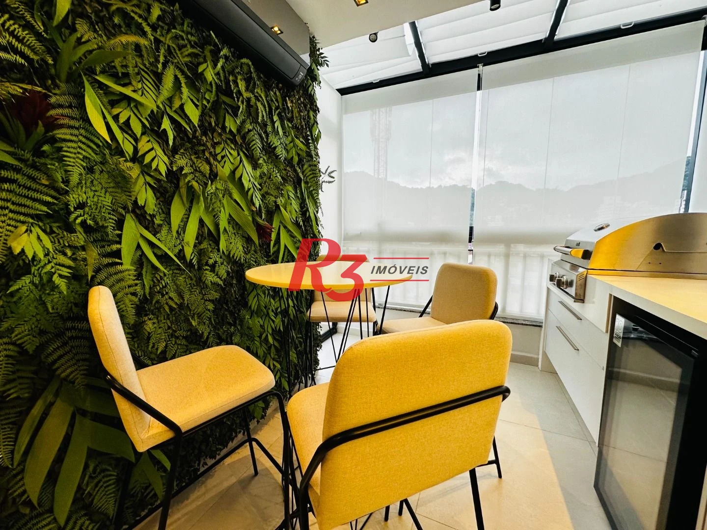 Apartamento com 2 dormitórios à venda, 76 m² por R$ 880.000,00 - Marapé - Santos/SP
