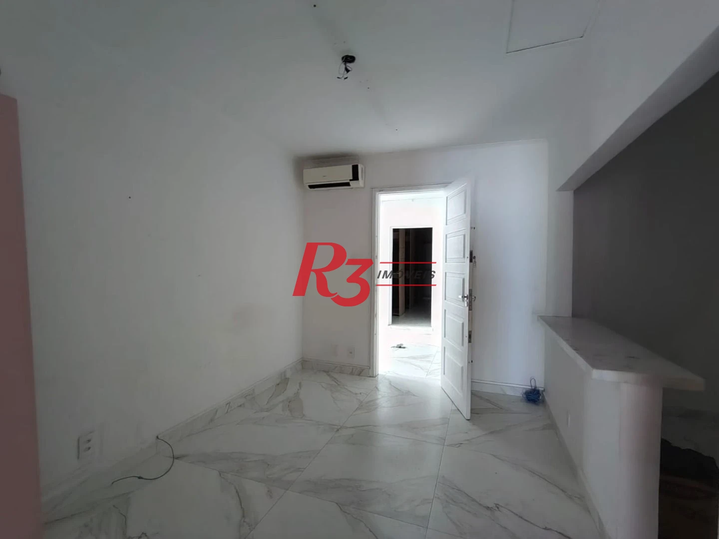 Casa, 232 m² - venda por R$ 4.260.000,00 ou aluguel por R$ 20.000,00/mês - Embaré - Santos/SP