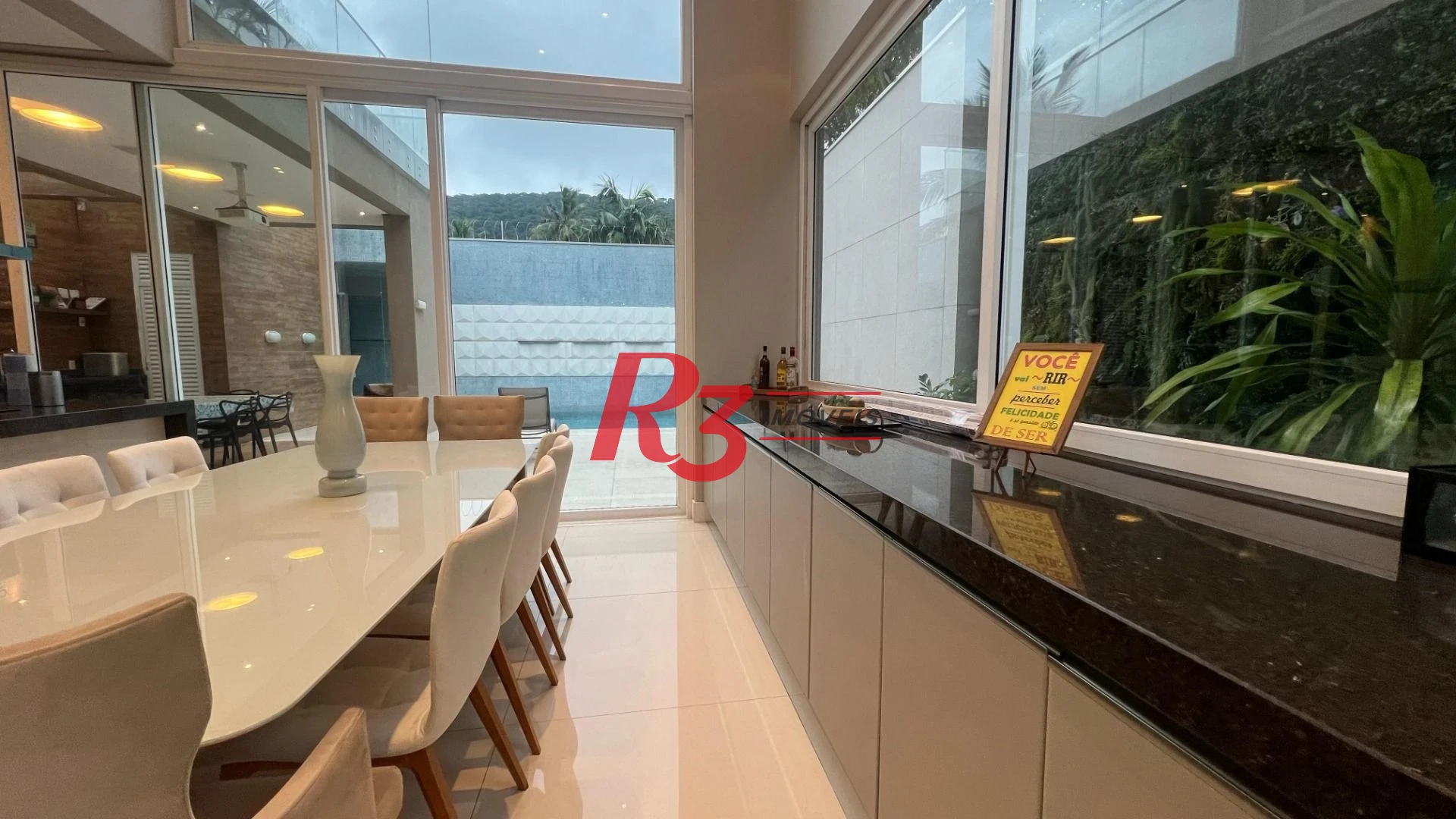 Casa com 4 dormitórios, 400 m² - venda por R$ 3.500.000,00 ou aluguel por R$ 15.000,00/mês - Jardim Guaiuba - Guarujá/SP