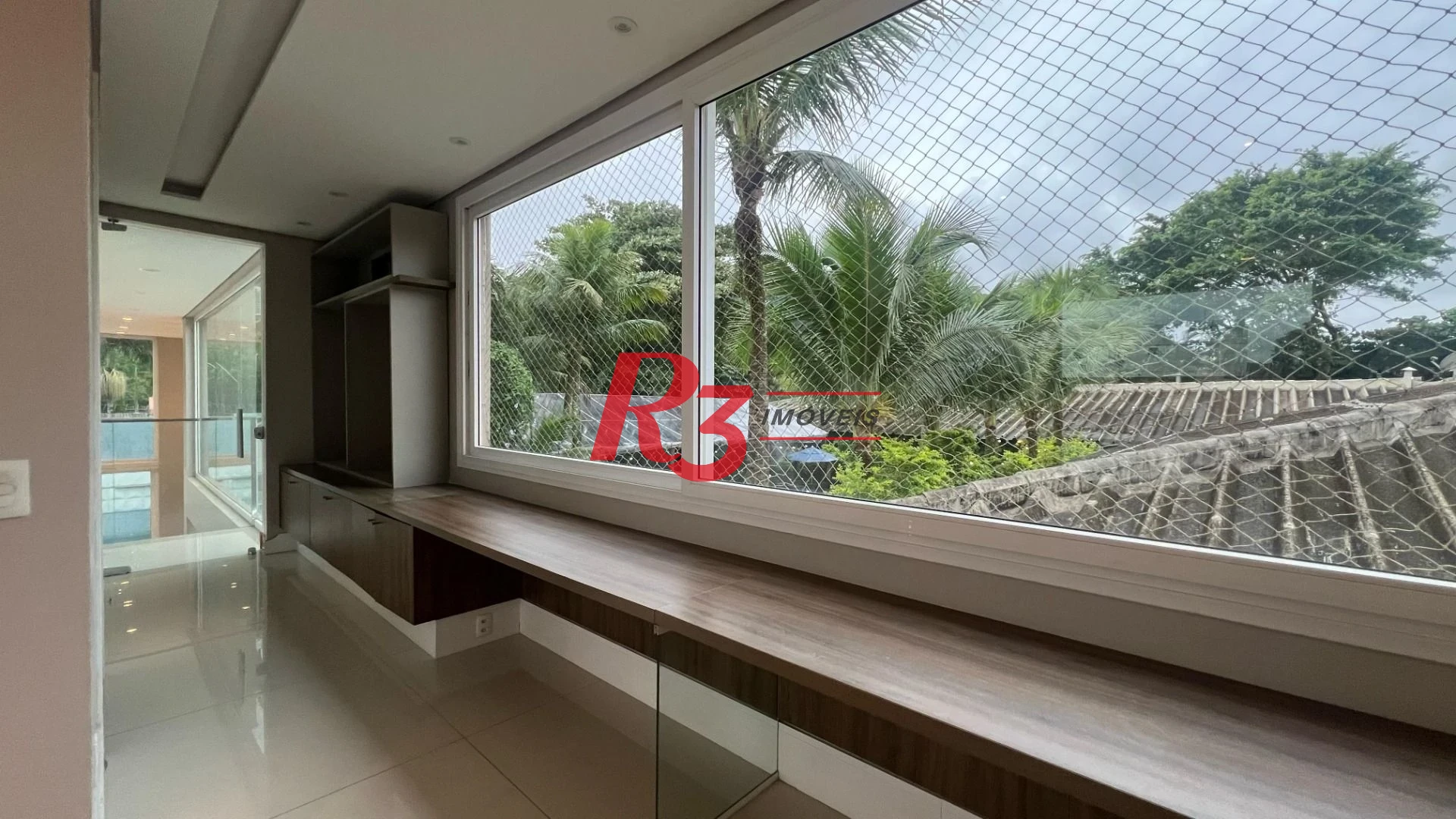 Casa com 4 dormitórios, 400 m² - venda por R$ 3.500.000,00 ou aluguel por R$ 15.000,00/mês - Jardim Guaiuba - Guarujá/SP
