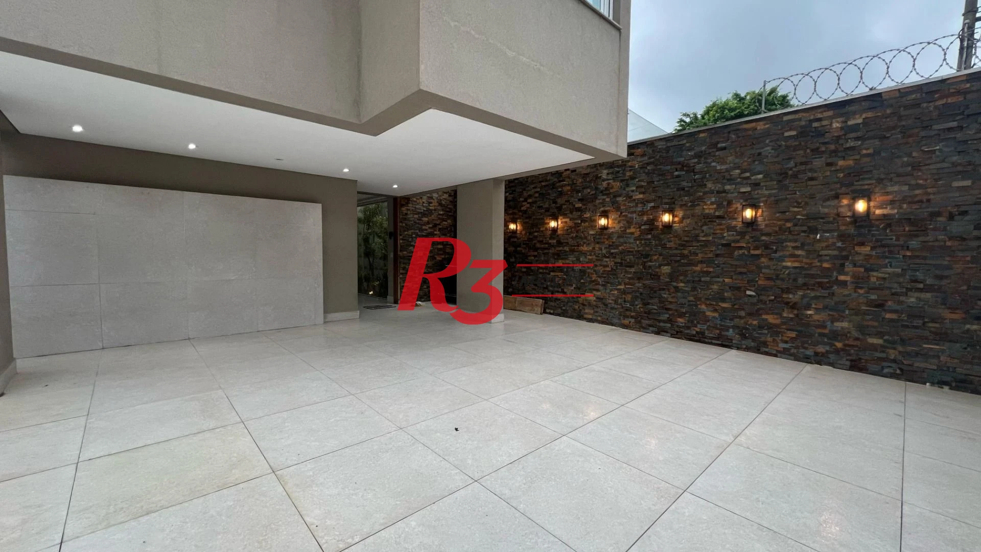 Casa com 4 dormitórios, 400 m² - venda por R$ 3.500.000,00 ou aluguel por R$ 15.000,00/mês - Jardim Guaiuba - Guarujá/SP