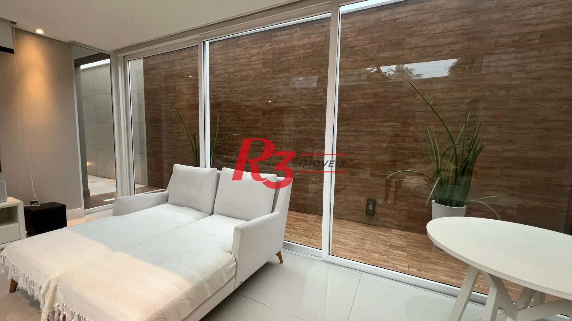 Casa com 4 dormitórios, 400 m² - venda por R$ 3.500.000,00 ou aluguel por R$ 15.000,00/mês - Jardim Guaiuba - Guarujá/SP