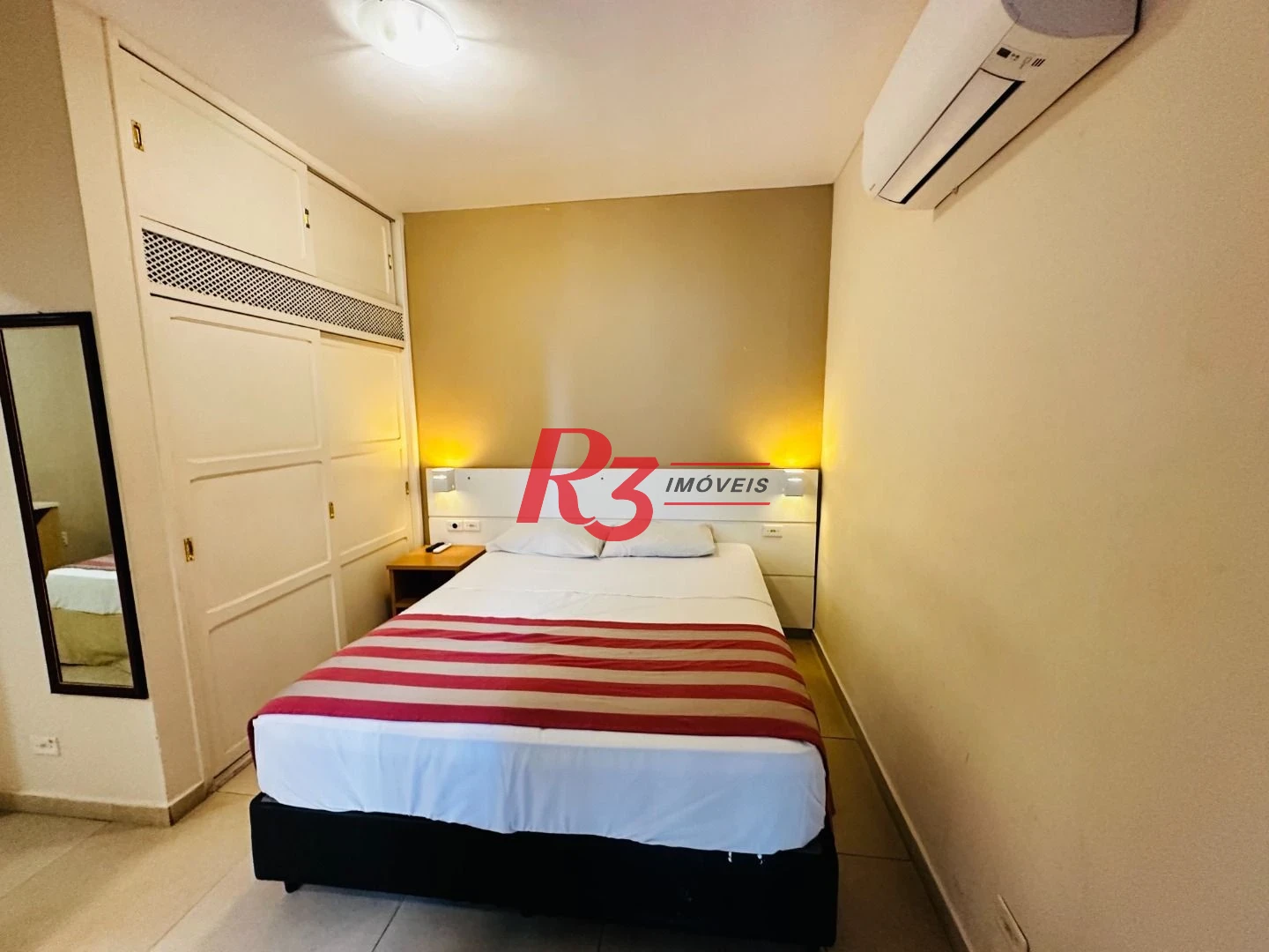 Flat à venda, 36 m² por R$ 270.000,00 - Gonzaga - Santos/SP