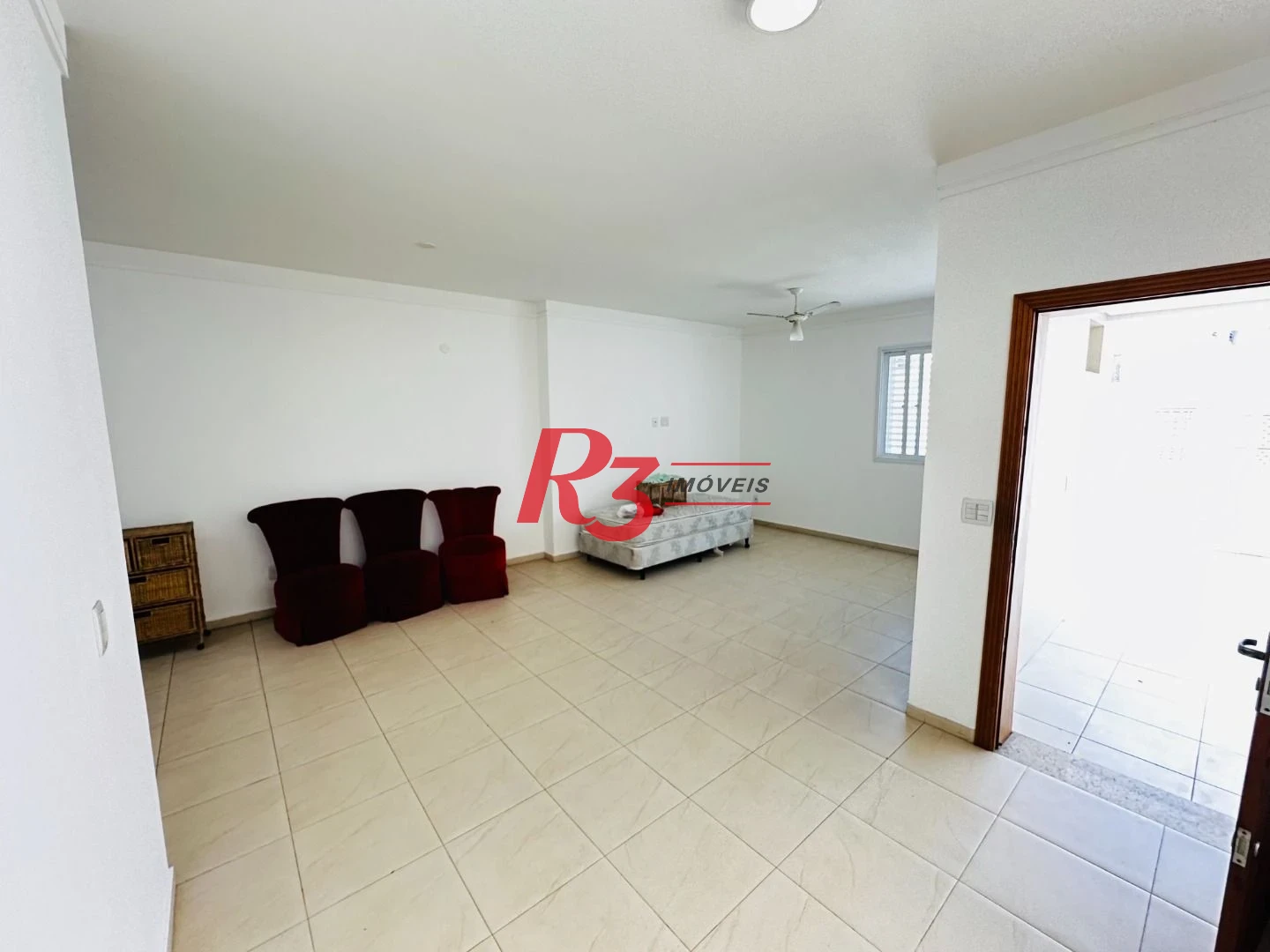 Casa com 3 dormitórios à venda, 120 m² por R$ 1.100.000,00 - Ponta da Praia - Santos/SP