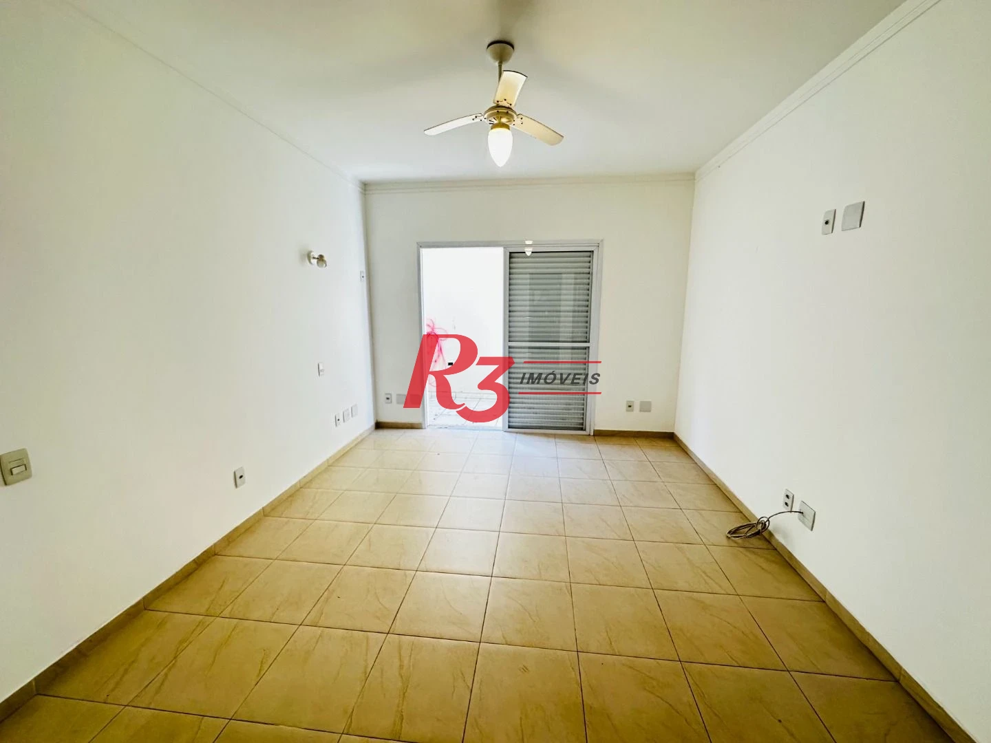 Casa com 3 dormitórios à venda, 120 m² por R$ 1.100.000,00 - Ponta da Praia - Santos/SP