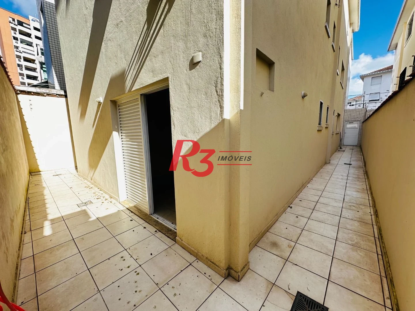Casa com 3 dormitórios à venda, 120 m² por R$ 1.100.000,00 - Ponta da Praia - Santos/SP