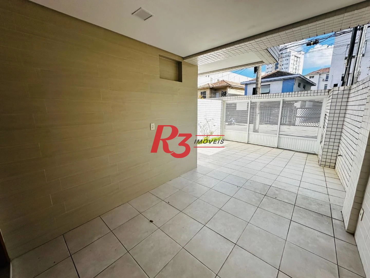 Casa com 3 dormitórios à venda, 120 m² por R$ 1.100.000,00 - Ponta da Praia - Santos/SP