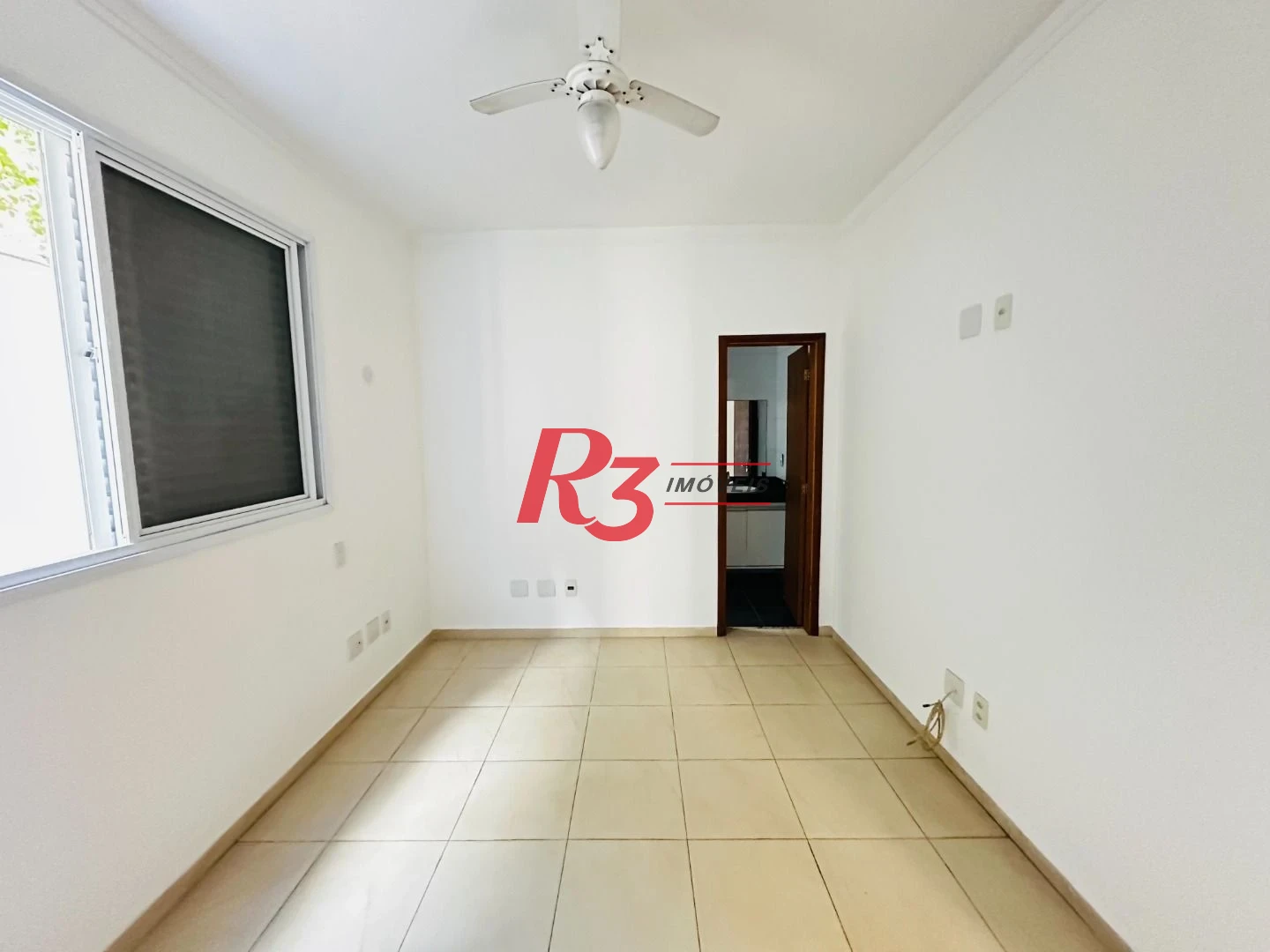 Casa com 3 dormitórios à venda, 120 m² por R$ 1.100.000,00 - Ponta da Praia - Santos/SP