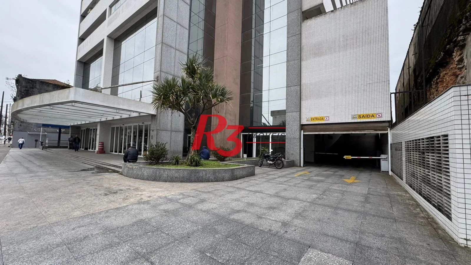 Sala, 94 m² - venda por R$ 800.000,00 ou aluguel por R$ 8.000,00/mês - Centro - Santos/SP