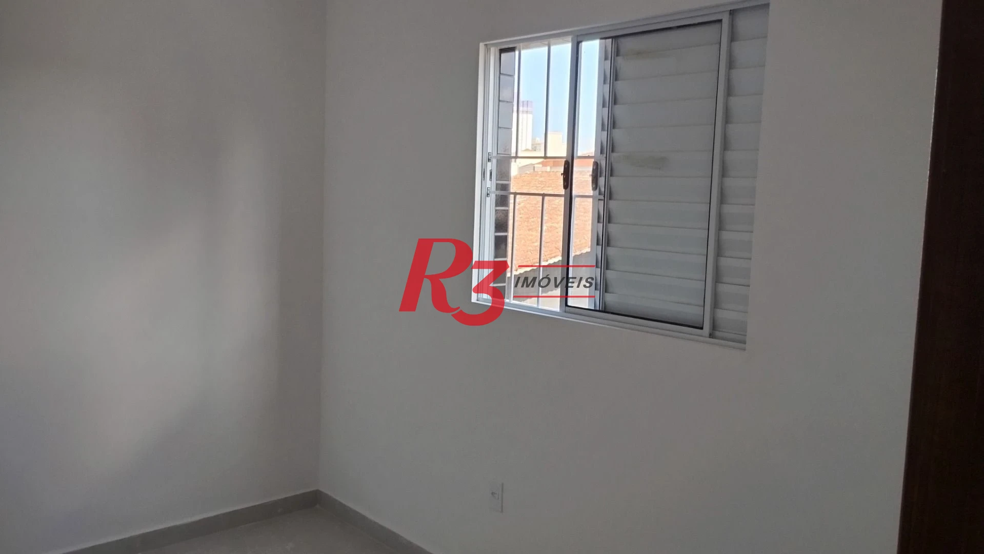 Apartamento com 2 dormitórios à venda, 50 m² por R$ 343.000,00 - Vila Valença - São Vicente/SP