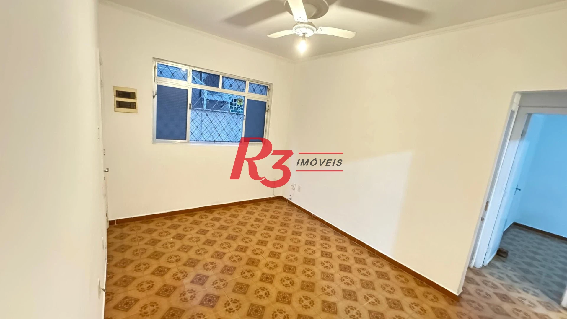 Apartamento com 2 dormitórios à venda, 71 m² por R$ 345.000,00 - Boqueirão - Santos/SP