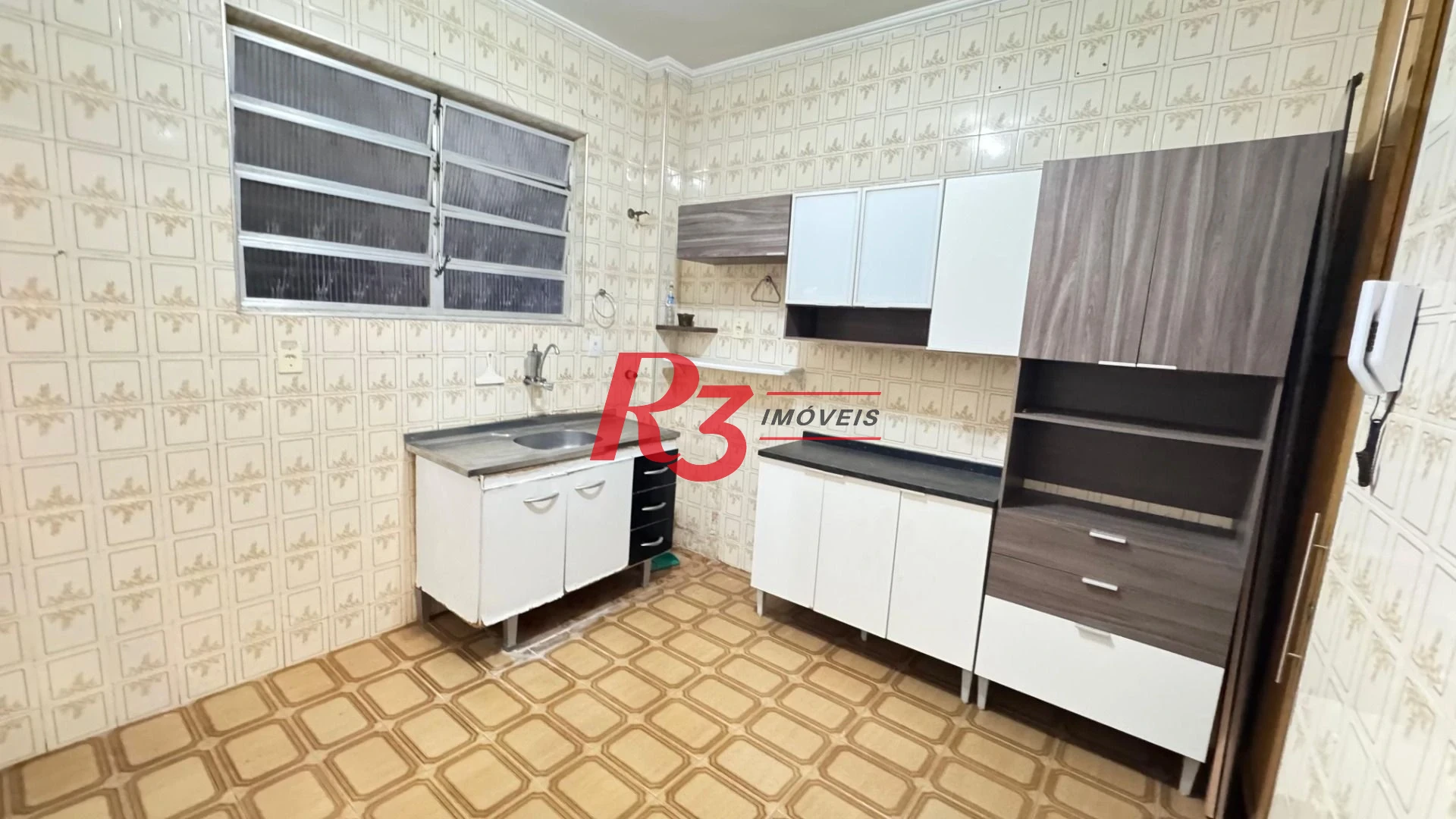 Apartamento com 2 dormitórios à venda, 71 m² por R$ 345.000,00 - Boqueirão - Santos/SP