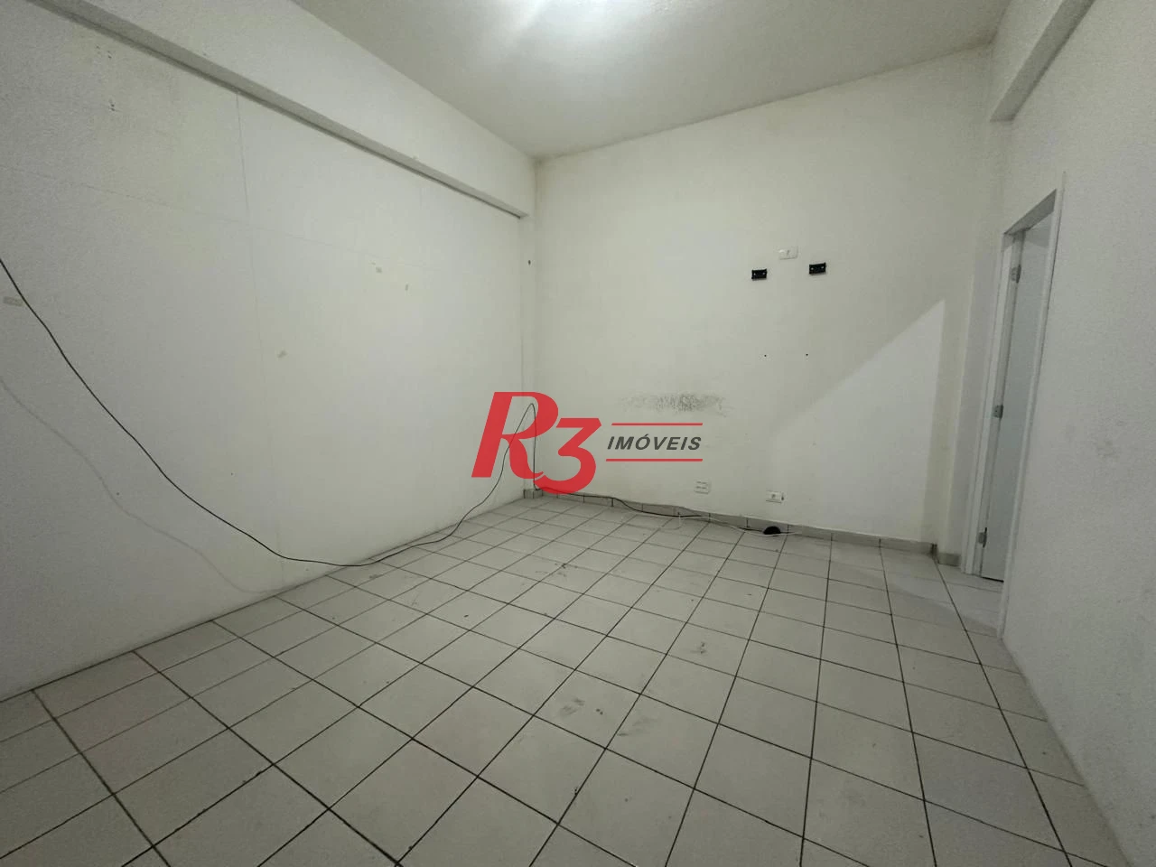 Sala para alugar, 100 m² por R$ 3.000,00/mês - Encruzilhada - Santos/SP