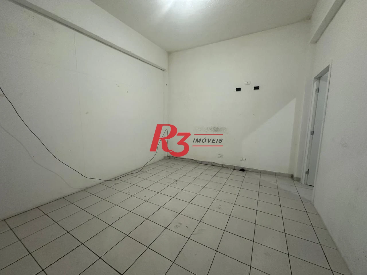 Sala para alugar, 100 m² por R$ 3.000,00/mês - Encruzilhada - Santos/SP