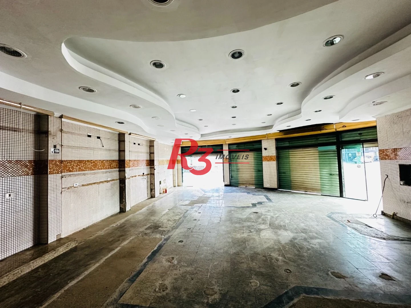 Prédio à venda, 660 m² por R$ 2.800.000,00 - Encruzilhada - Santos/SP