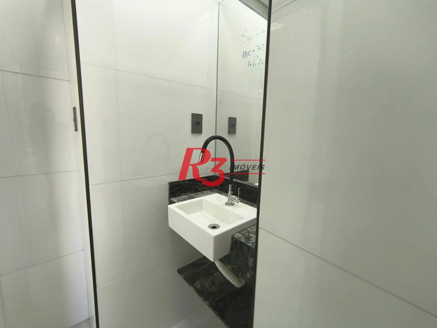 Kitnet à venda, 32 m² por R$ 320.000,00 - Boqueirão - Santos/SP