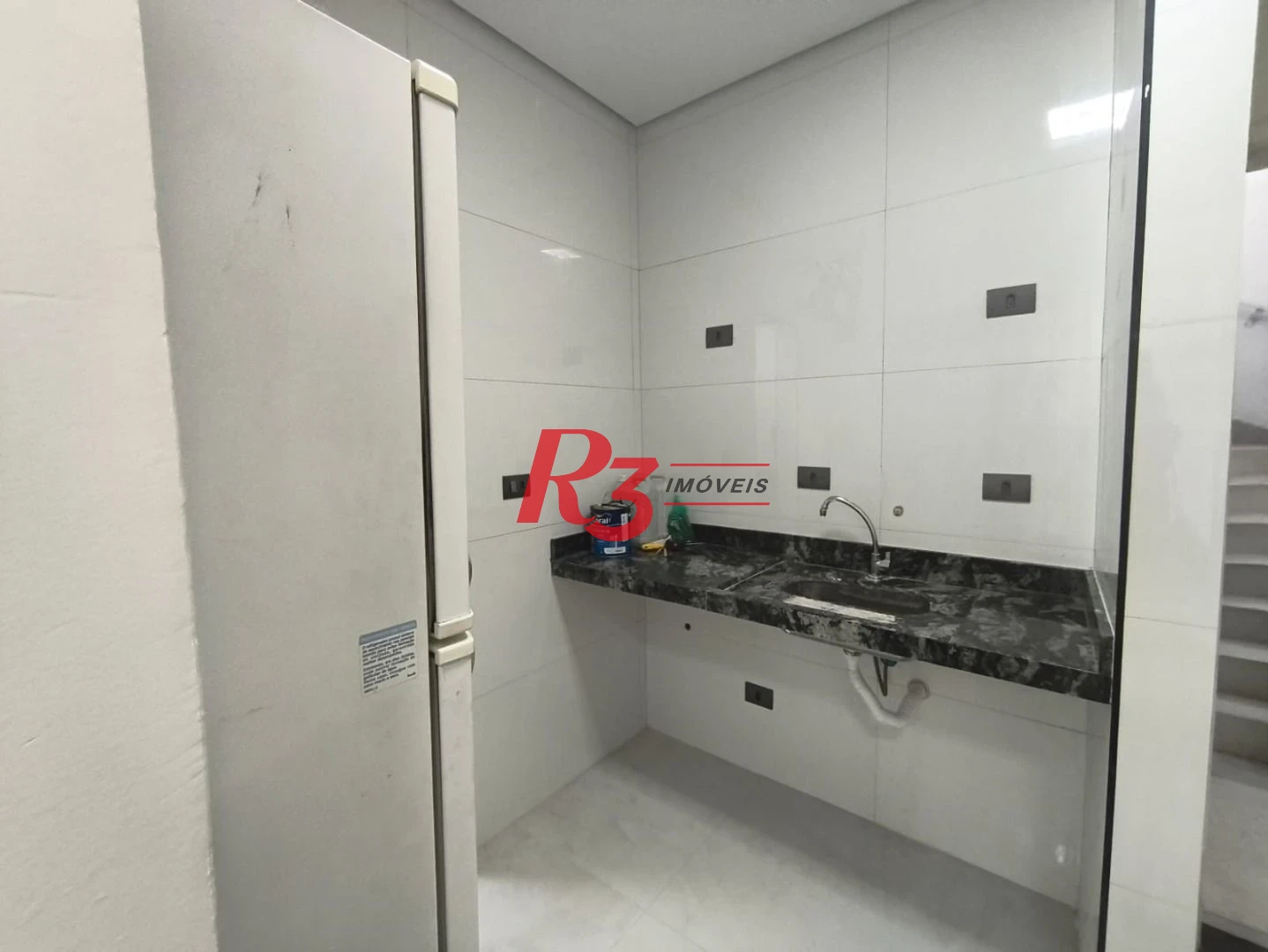Kitnet à venda, 32 m² por R$ 320.000,00 - Boqueirão - Santos/SP