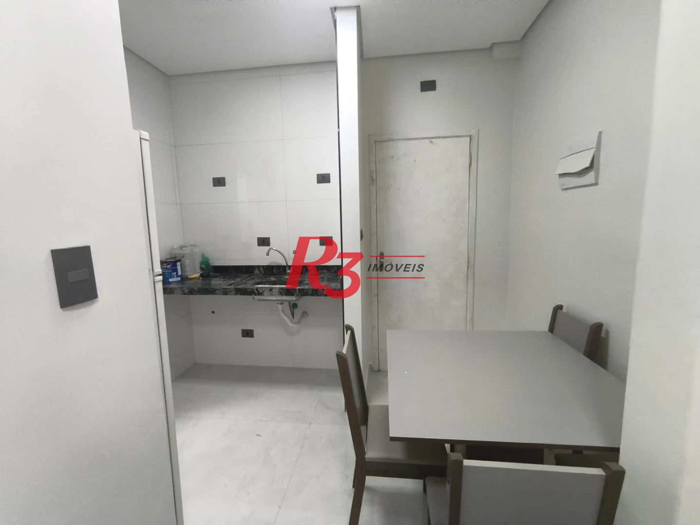 Kitnet à venda, 32 m² por R$ 320.000,00 - Boqueirão - Santos/SP