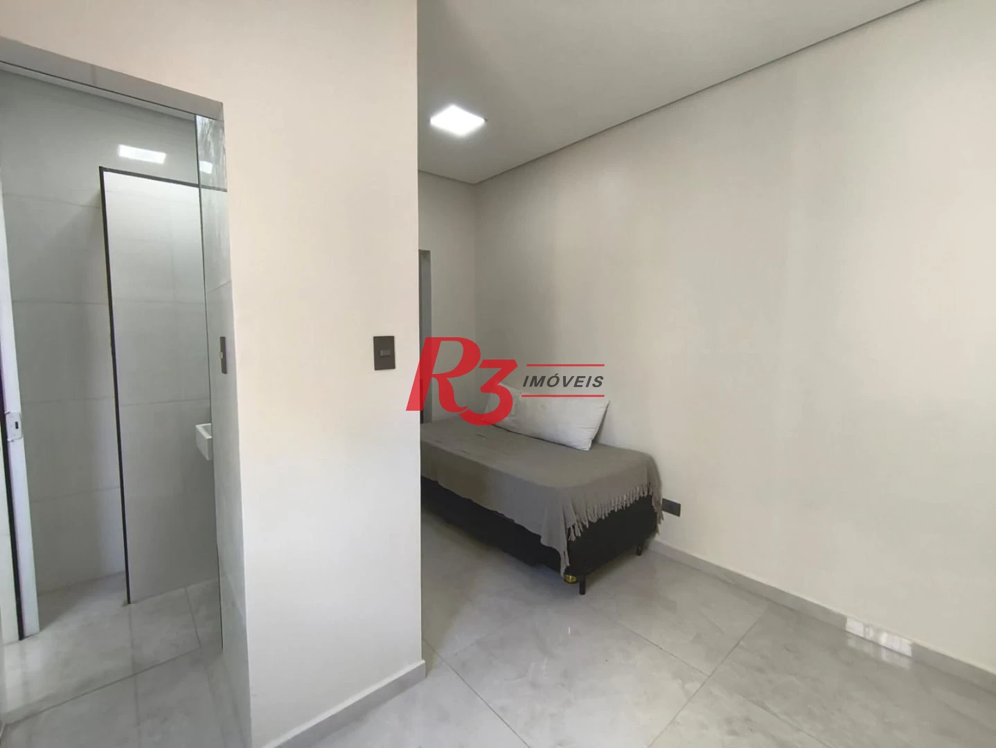 Kitnet à venda, 32 m² por R$ 320.000,00 - Boqueirão - Santos/SP