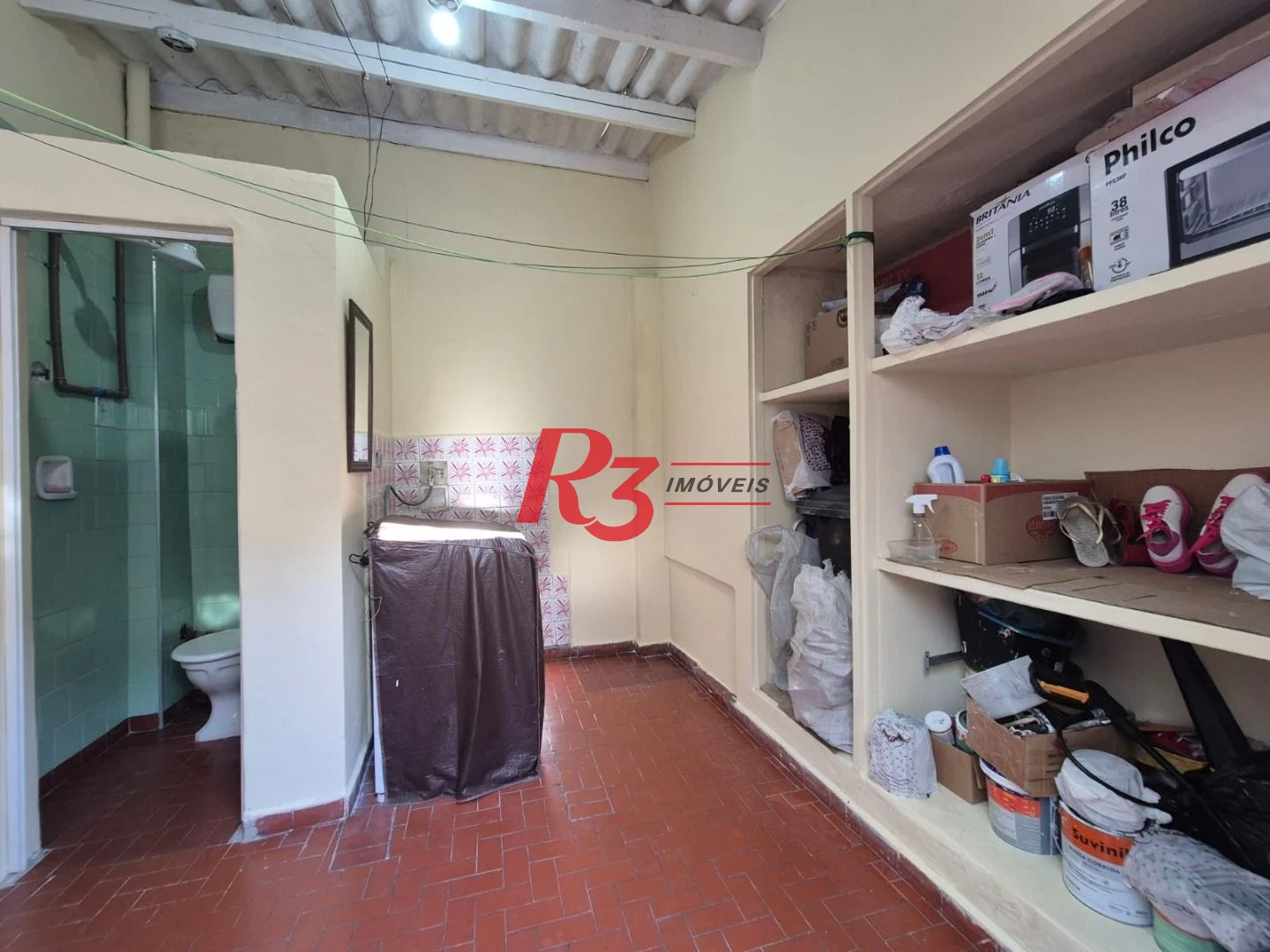 Sobrado com 3 dormitórios à venda, 151 m² por R$ 1.700.000,00 - Pompéia - Santos/SP