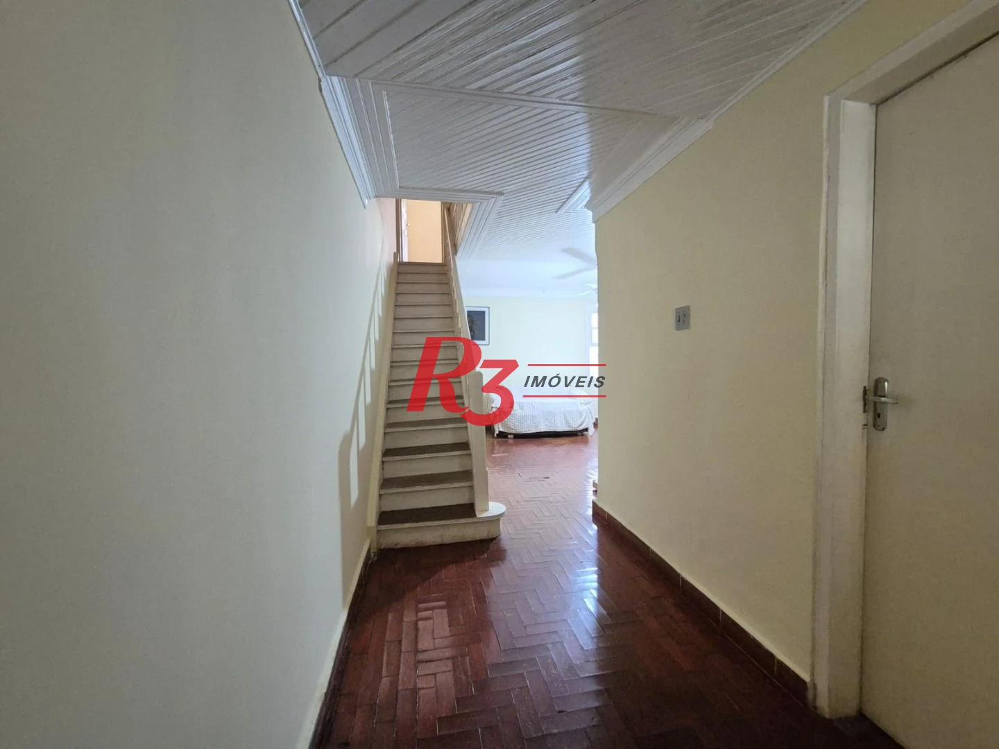 Sobrado com 3 dormitórios à venda, 151 m² por R$ 1.700.000,00 - Pompéia - Santos/SP