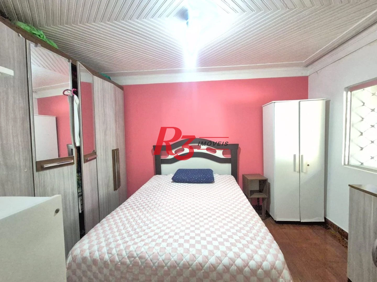 Sobrado com 3 dormitórios à venda, 151 m² por R$ 1.700.000,00 - Pompéia - Santos/SP