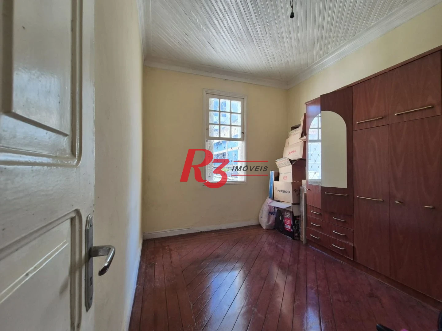 Sobrado com 3 dormitórios à venda, 151 m² por R$ 1.700.000,00 - Pompéia - Santos/SP