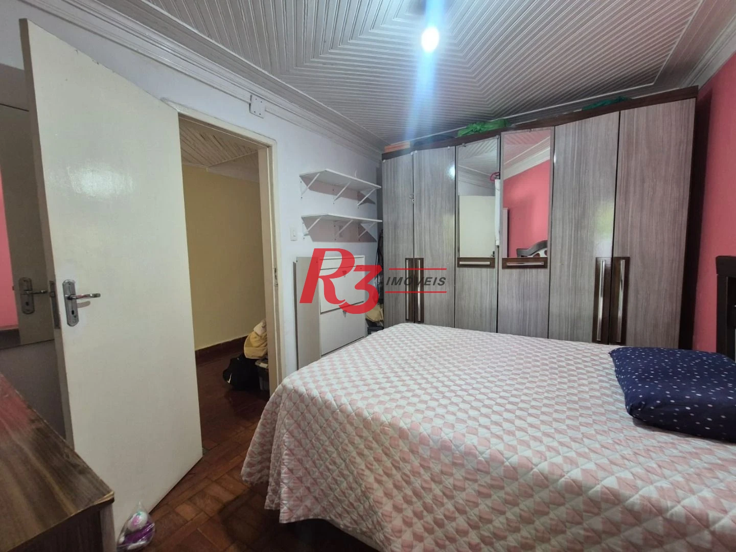Sobrado com 3 dormitórios à venda, 151 m² por R$ 1.700.000,00 - Pompéia - Santos/SP