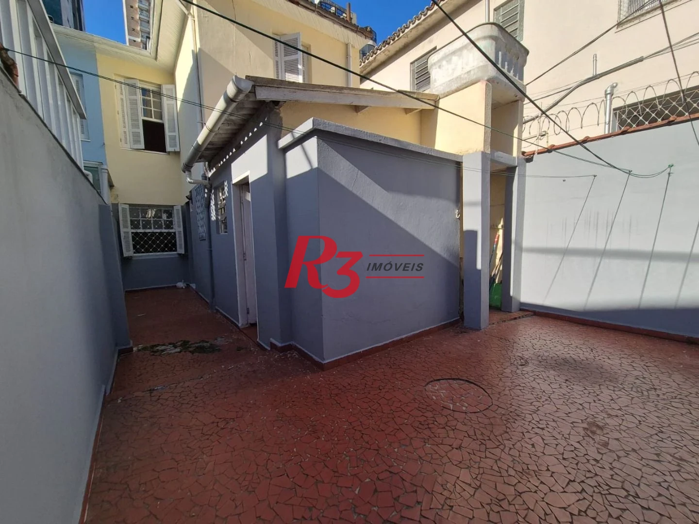 Sobrado com 3 dormitórios à venda, 151 m² por R$ 1.700.000,00 - Pompéia - Santos/SP