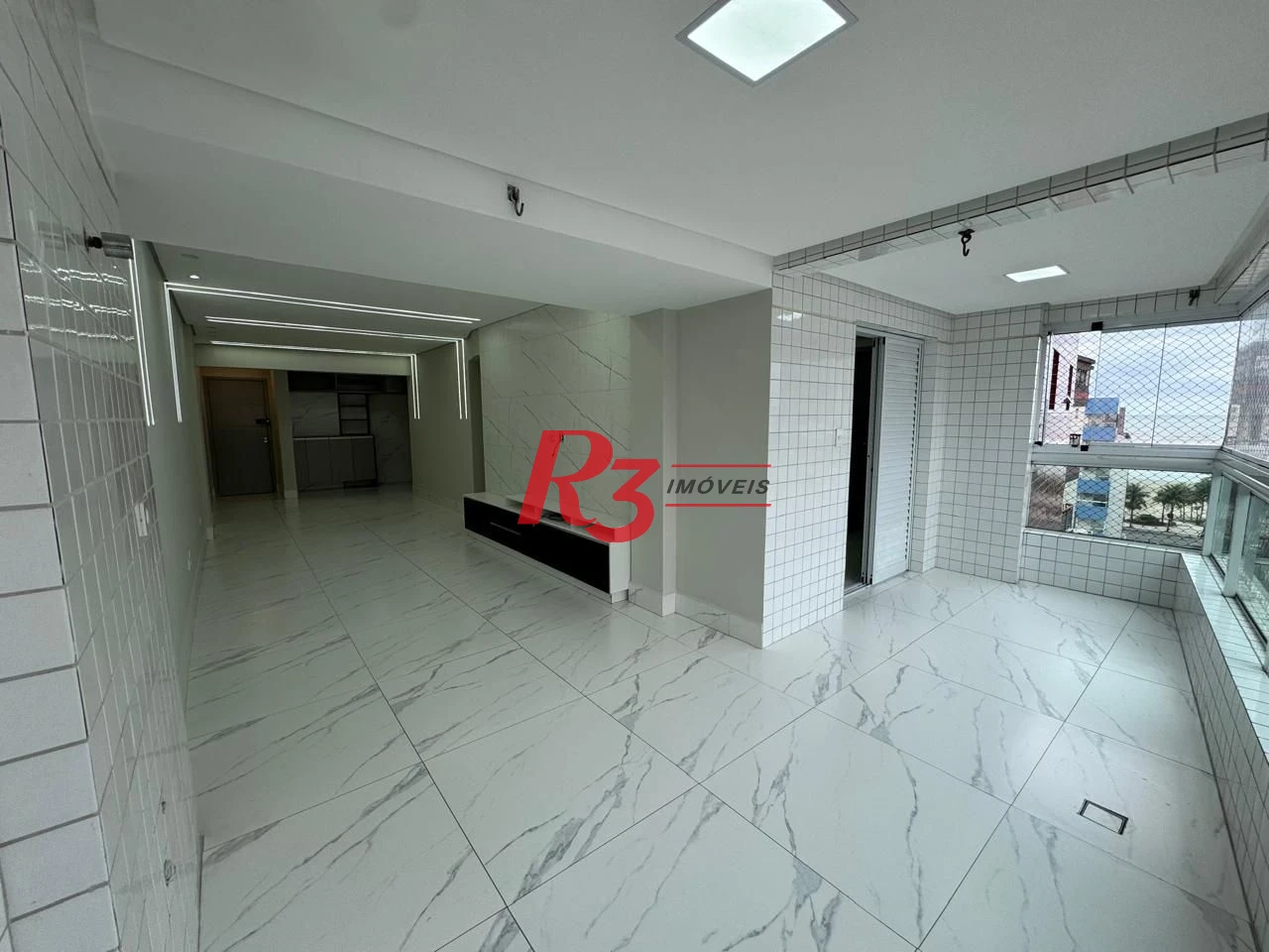 Apartamento com 3 dormitórios à venda, 116 m² por R$ 850.000,00 - Aviação - Praia Grande/SP