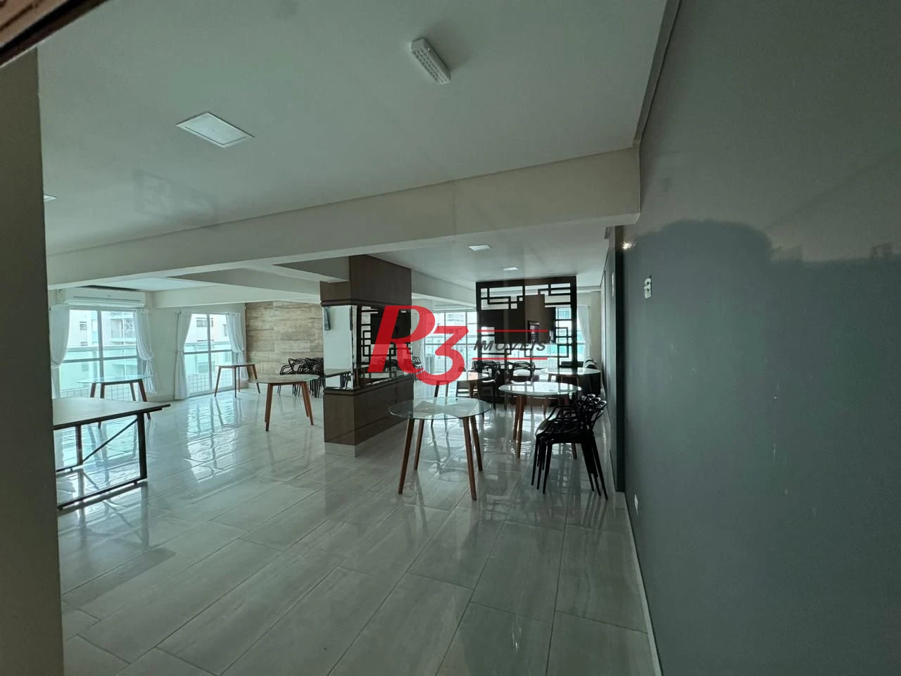 Apartamento com 3 dormitórios à venda, 116 m² por R$ 850.000,00 - Aviação - Praia Grande/SP
