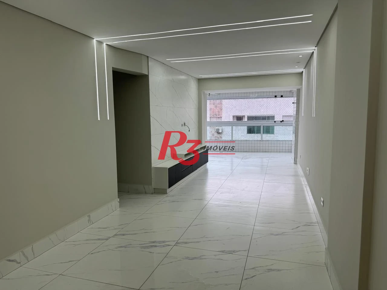 Apartamento com 3 dormitórios à venda, 116 m² por R$ 850.000,00 - Aviação - Praia Grande/SP
