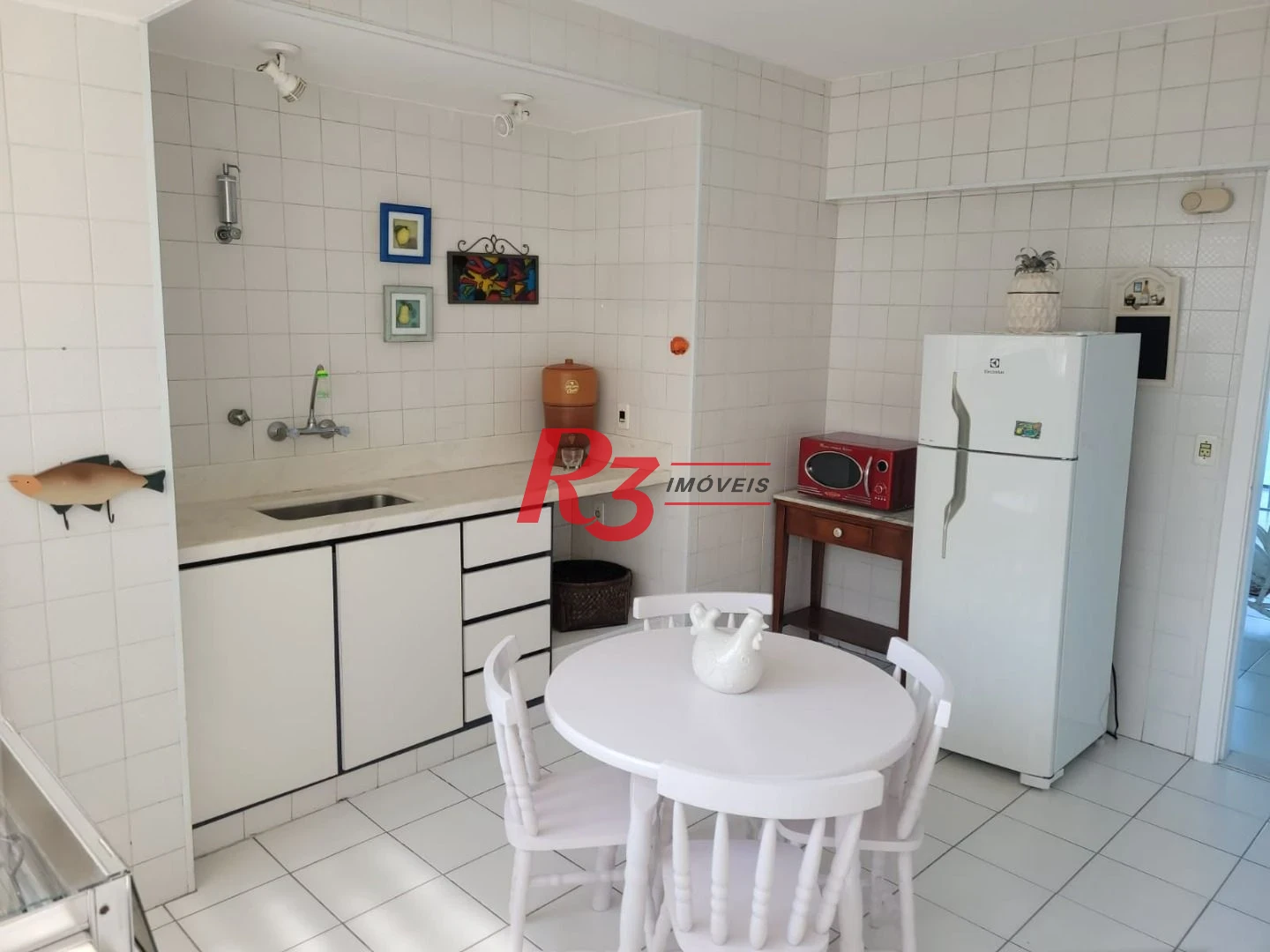 Apartamento com 4 dormitórios à venda, 120 m² por R$ 810.000,00 - Pitangueiras – P – Morro do Maluf - Guarujá/SP