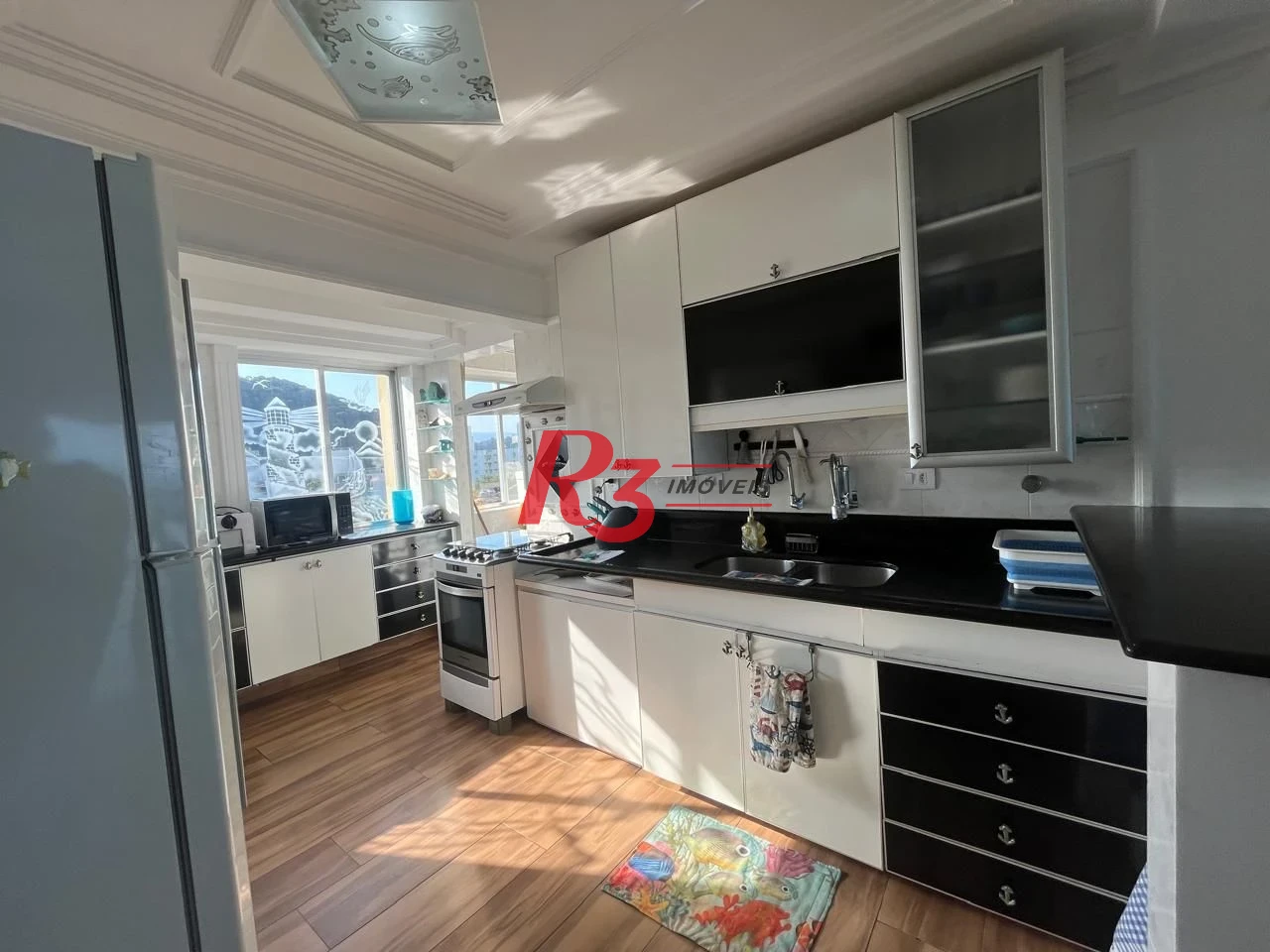 Apartamento com 3 dormitórios à venda, 120 m² por R$ 950.000,00 - Pitangueiras – P – Morro do Maluf - Guarujá/SP