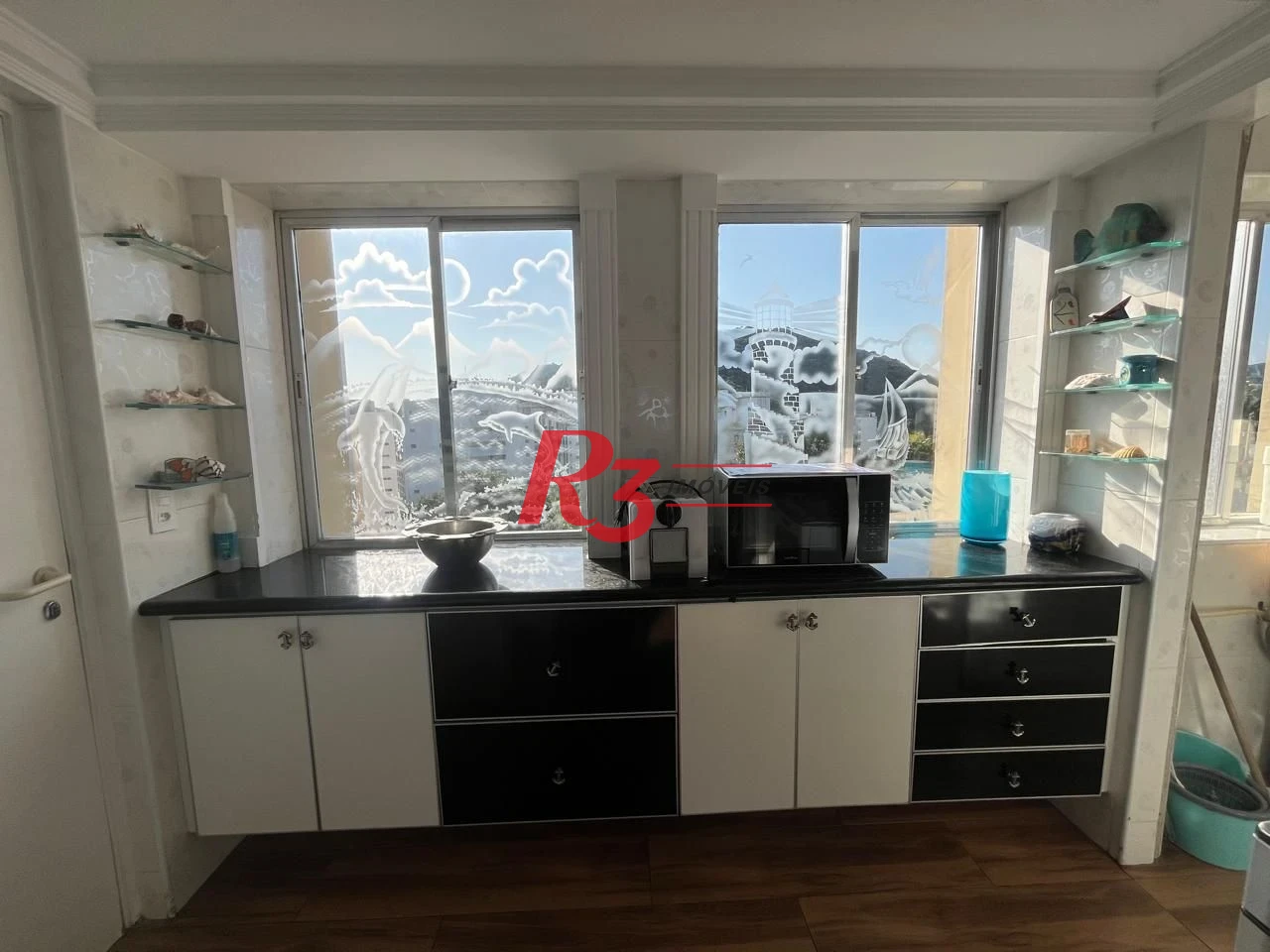 Apartamento com 3 dormitórios à venda, 120 m² por R$ 950.000,00 - Pitangueiras – P – Morro do Maluf - Guarujá/SP