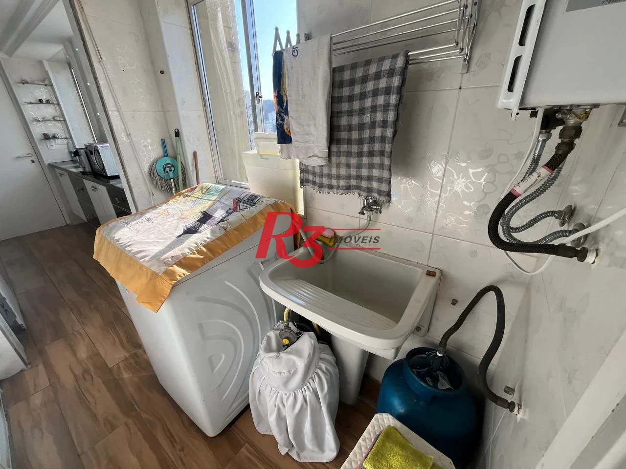 Apartamento com 3 dormitórios à venda, 120 m² por R$ 950.000,00 - Pitangueiras – P – Morro do Maluf - Guarujá/SP