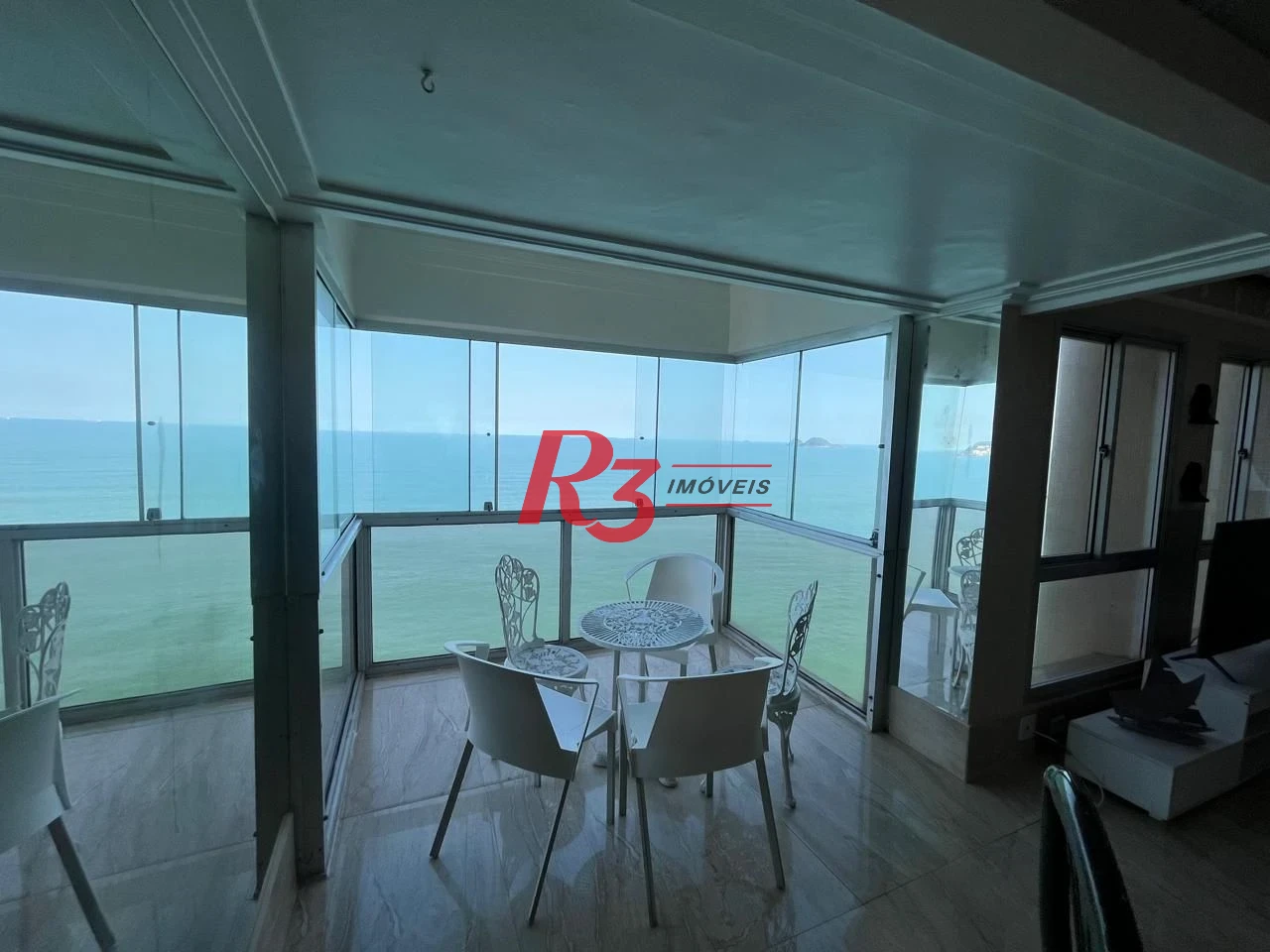 Apartamento com 3 dormitórios à venda, 120 m² por R$ 950.000,00 - Pitangueiras – P – Morro do Maluf - Guarujá/SP