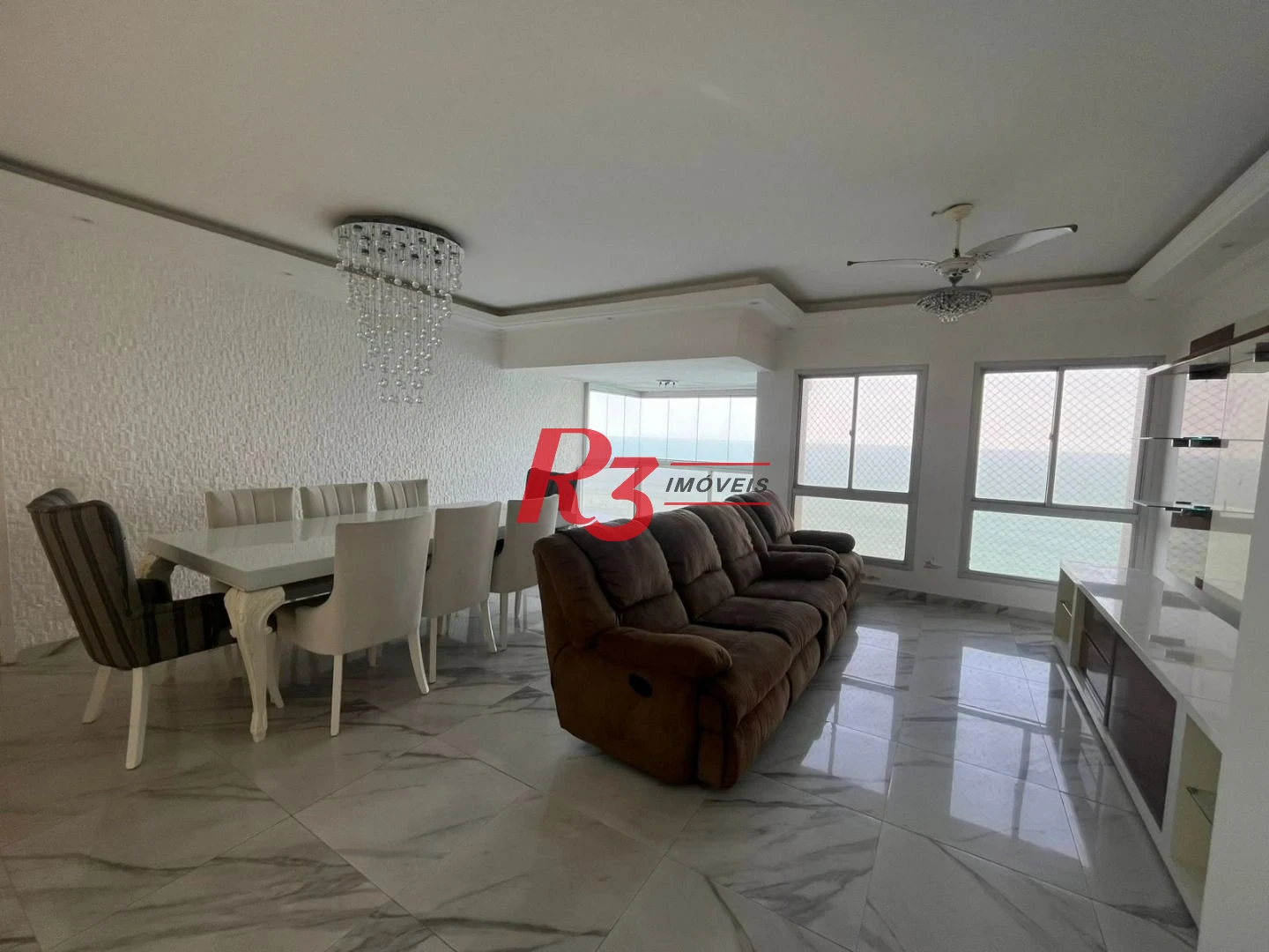 Apartamento com 3 dormitórios à venda, 120 m² por R$ 950.000,00 - Pitangueiras – P – Morro do Maluf - Guarujá/SP