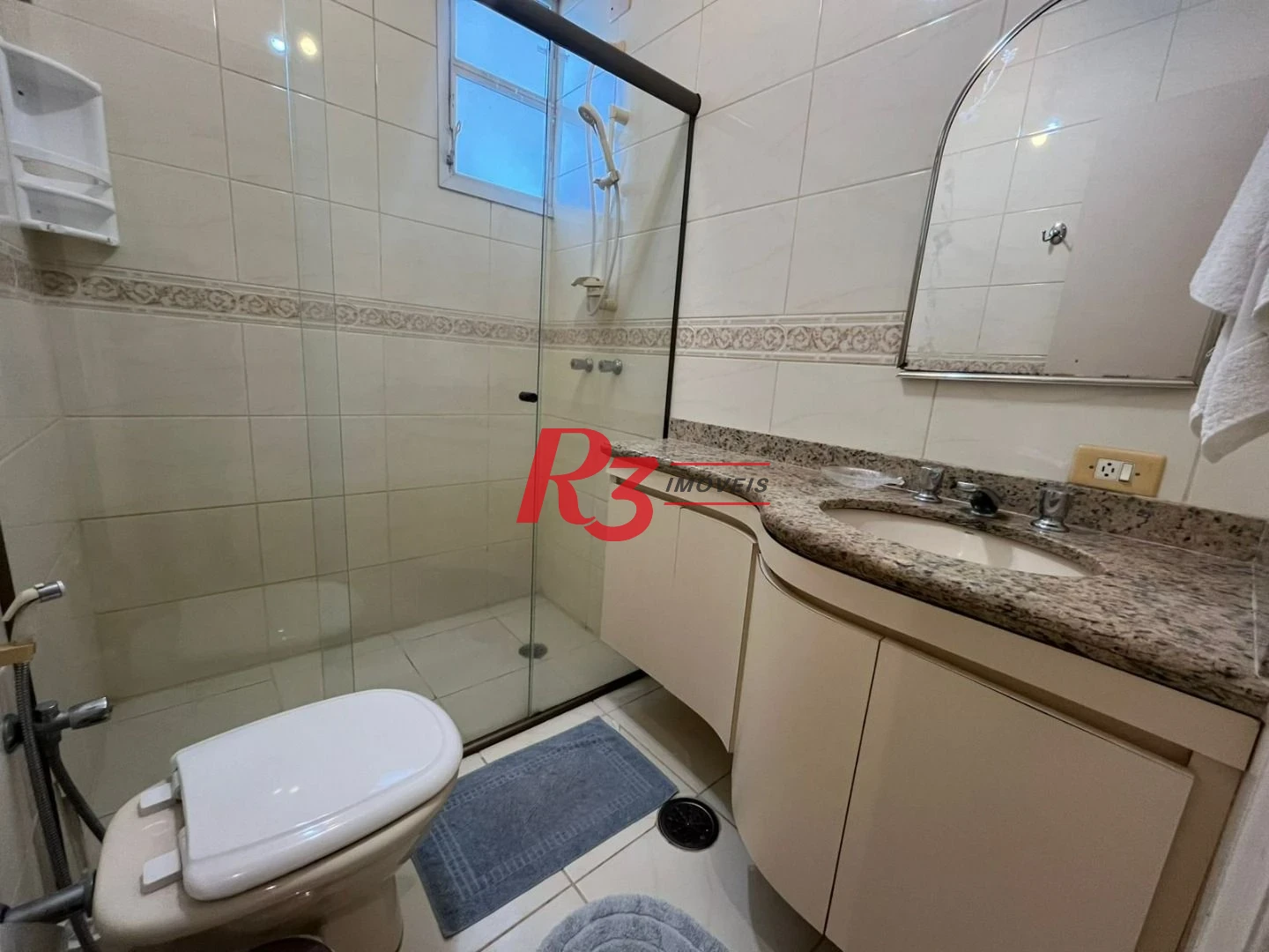 Apartamento com 3 dormitórios à venda, 115 m² por R$ 595.000,00 - Pitangueiras - Guarujá/SP