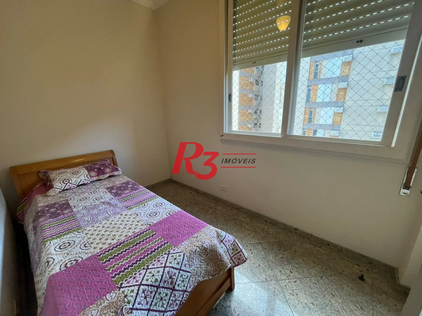 Apartamento com 3 dormitórios à venda, 115 m² por R$ 595.000,00 - Pitangueiras - Guarujá/SP