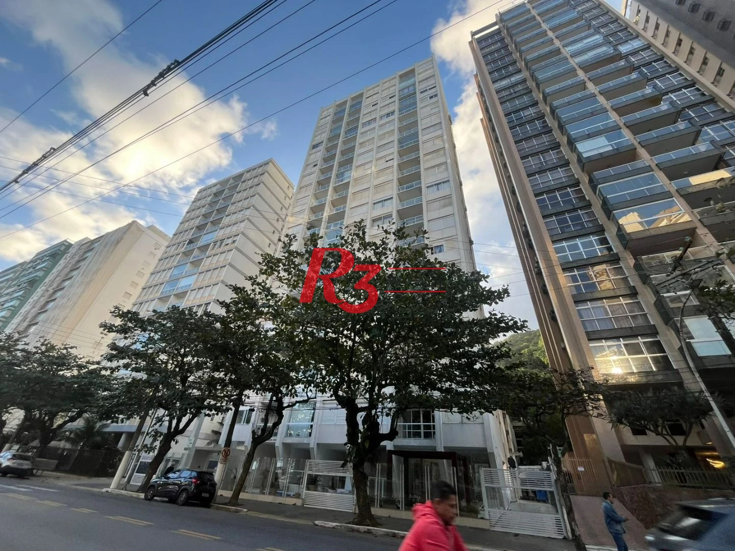 Apartamento com 3 dormitórios à venda, 115 m² por R$ 650.000,00 - Pitangueiras - Guarujá/SP