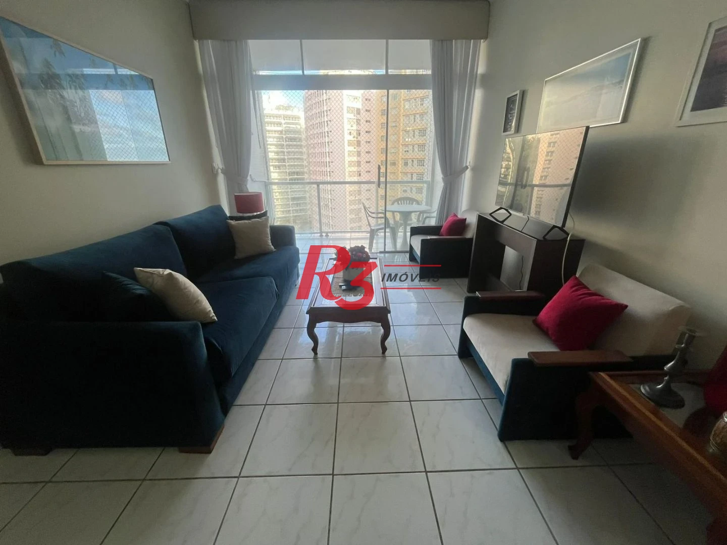 Apartamento com 3 dormitórios à venda, 115 m² por R$ 650.000,00 - Pitangueiras - Guarujá/SP