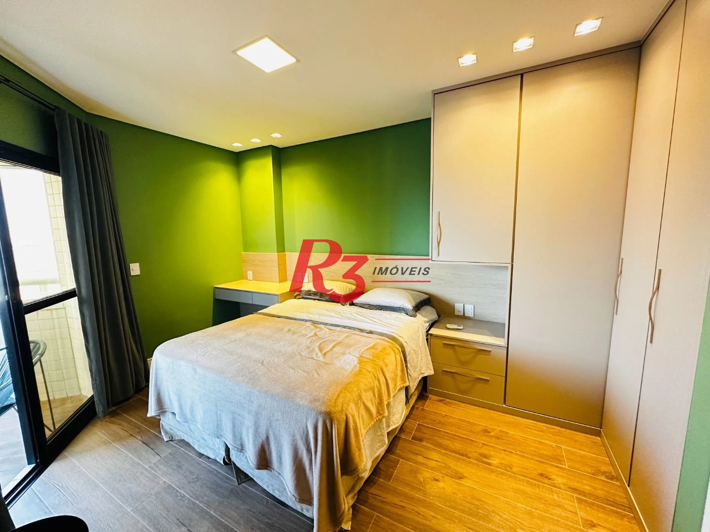 Flat com 1 dormitório para alugar, 43 m² por R$ 7.500,02/mês - Boqueirão - Santos/SP