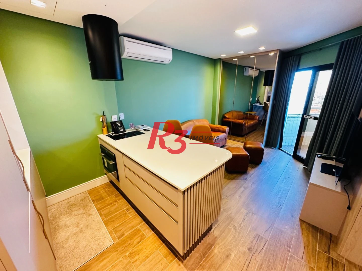 Flat com 1 dormitório para alugar, 43 m² por R$ 7.500,02/mês - Boqueirão - Santos/SP