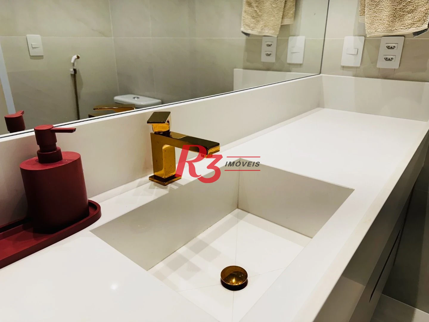 Flat com 1 dormitório para alugar, 43 m² por R$ 7.500,02/mês - Boqueirão - Santos/SP