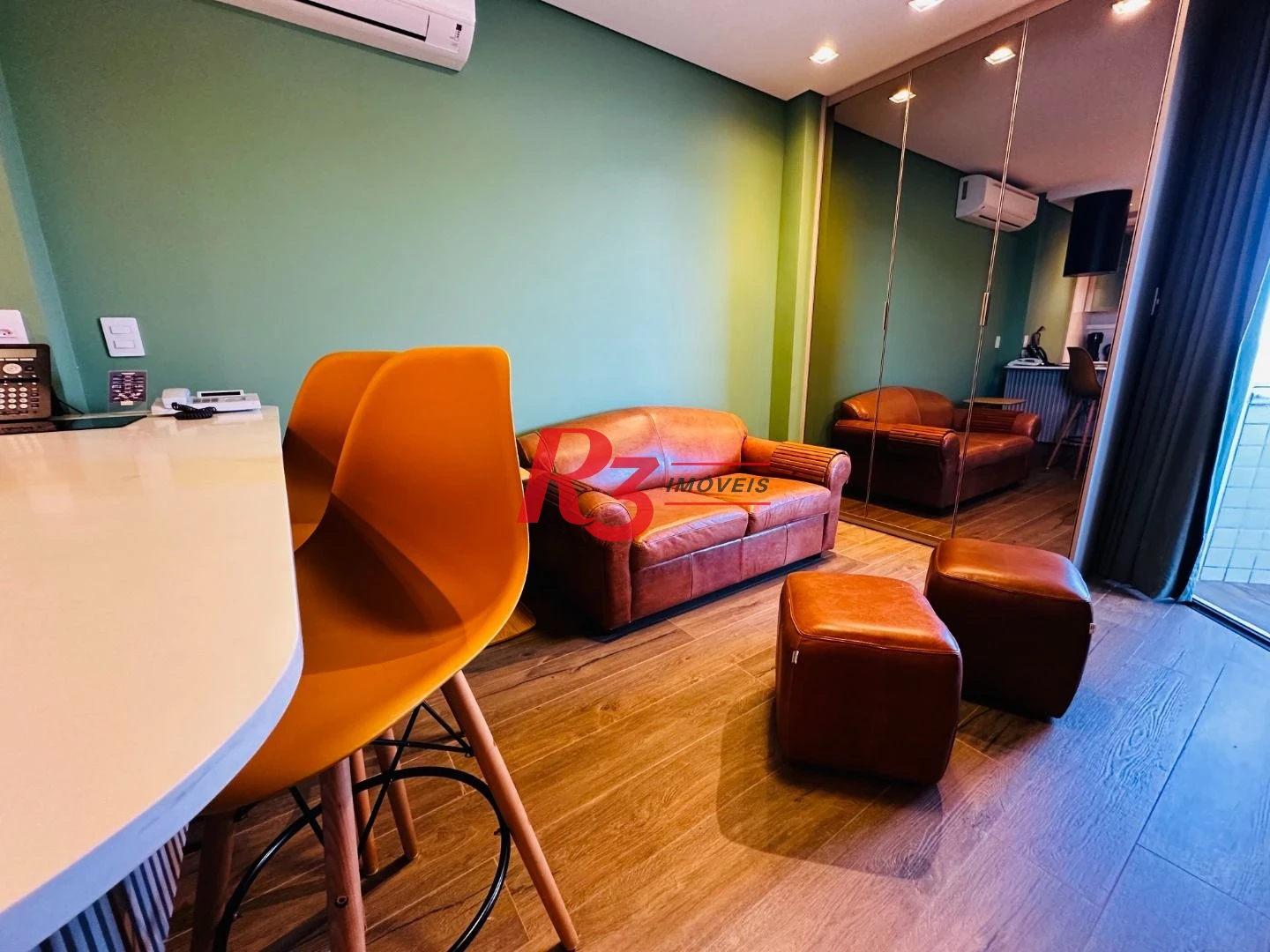 Flat com 1 dormitório para alugar, 43 m² por R$ 7.500,02/mês - Boqueirão - Santos/SP