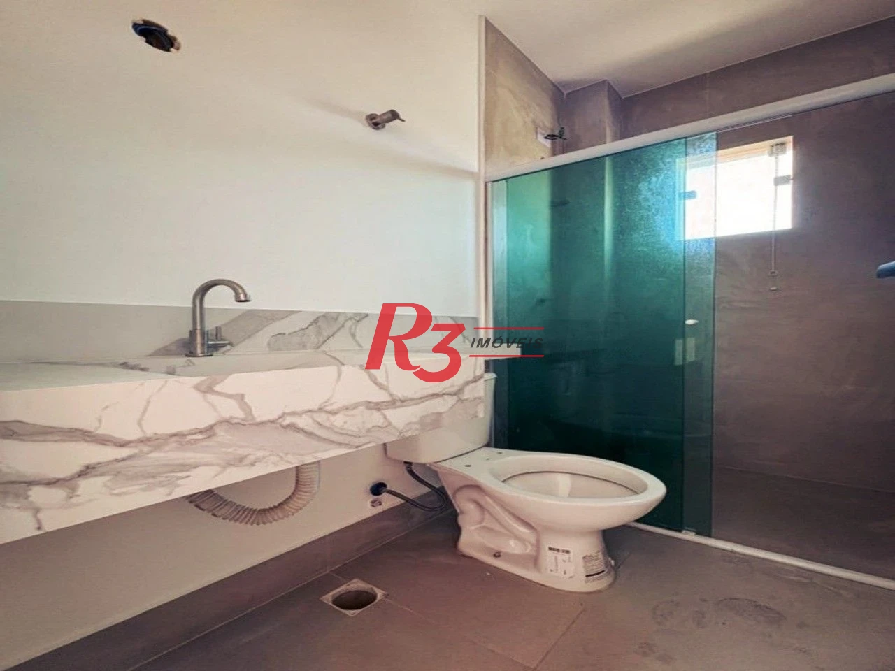 Sobrado à venda, 120 m² por R$ 490.000,00 - Santa Maria - Santos/SP