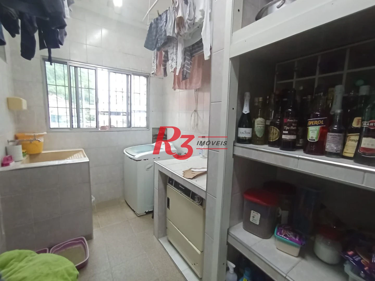 Sobrado com 3 dormitórios à venda, 185 m² por R$ 1.500.000,00 - José Menino - Santos/SP