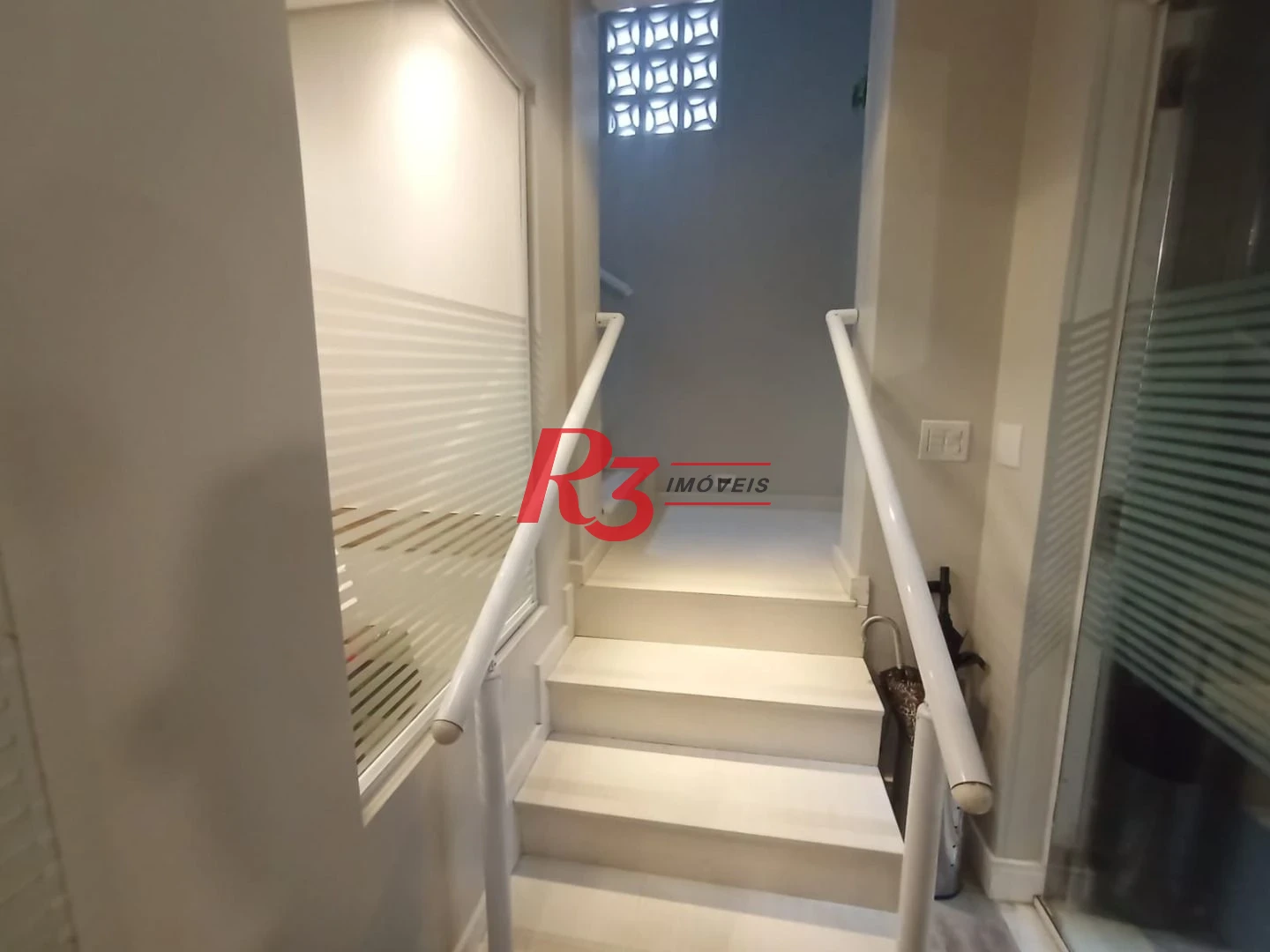 Sobrado com 3 dormitórios à venda, 185 m² por R$ 1.500.000,00 - José Menino - Santos/SP