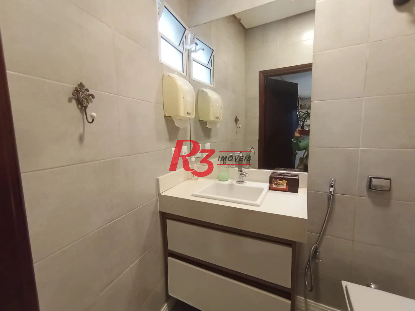 Sobrado com 3 dormitórios à venda, 185 m² por R$ 1.500.000,00 - José Menino - Santos/SP